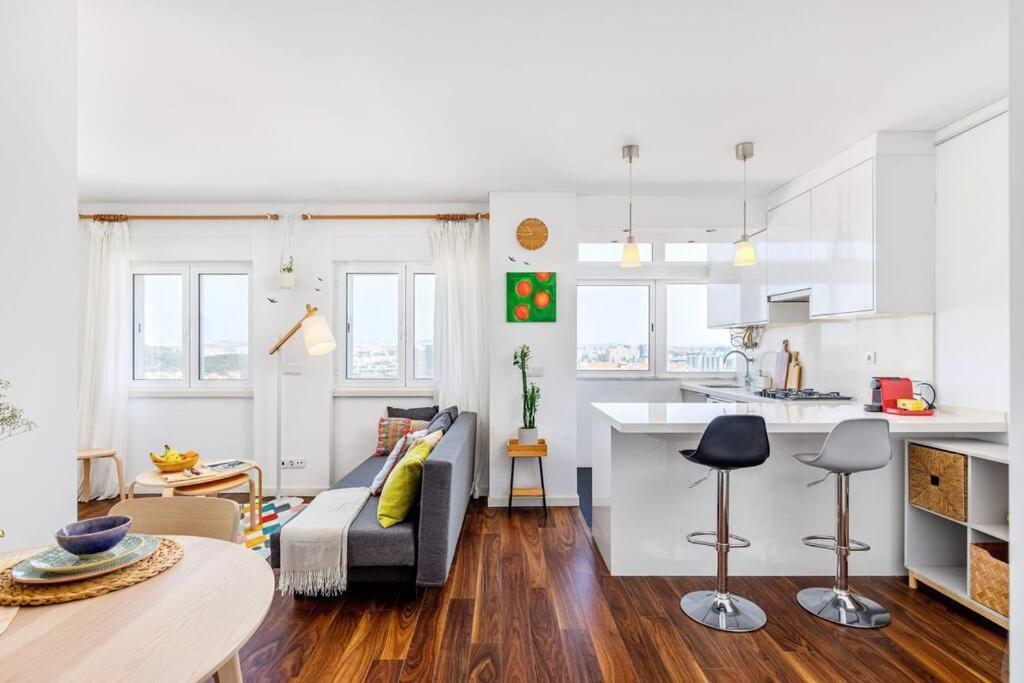 Cozy Bright Space With Landscape And Air Conditioner Lisboa Екстериор снимка